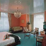 Royal Savoy & 5*