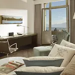 Hotel Royal Savoy &