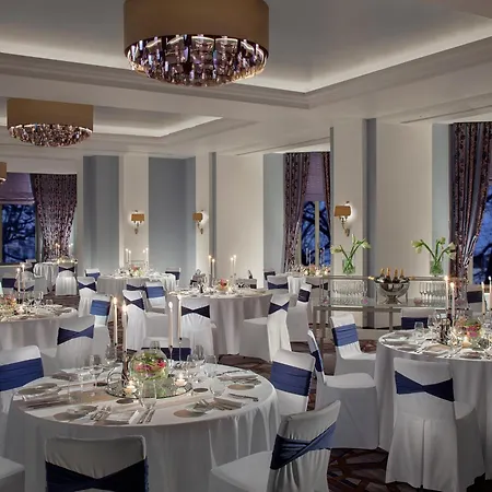 Royal Savoy &