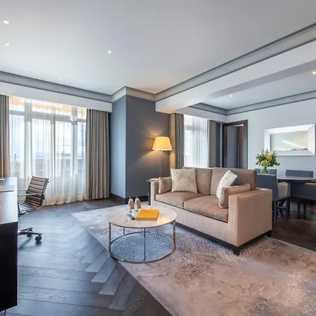 Royal Savoy & Hotel Lausanne