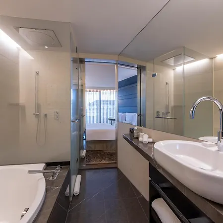 Royal Savoy & 5* Lausanne