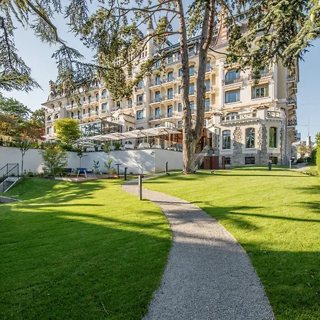 Hotel Royal Savoy &