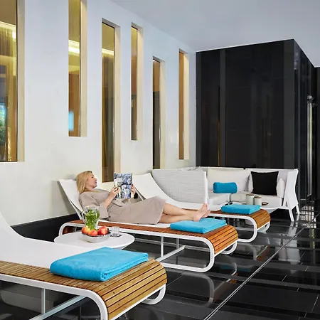 Hotel Royal Savoy & 5*