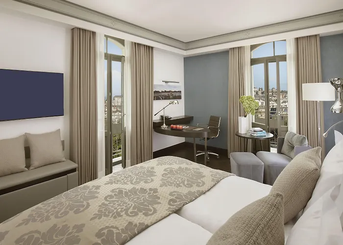 Hotel Royal Savoy & 5*