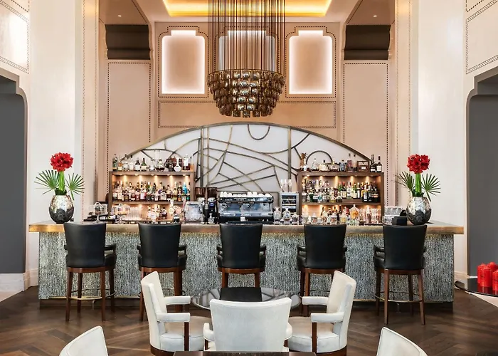 Royal Savoy & Lausana