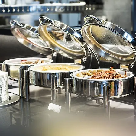 Hotel Royal Savoy &
