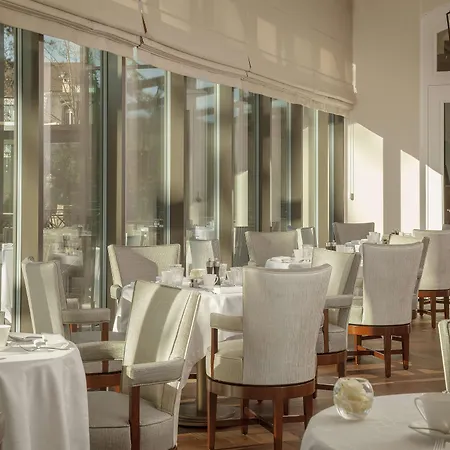 Royal Savoy & 5* Lausanne