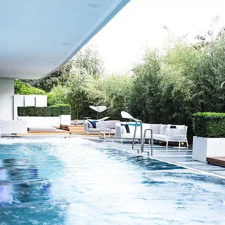 Hotel Royal Savoy &
